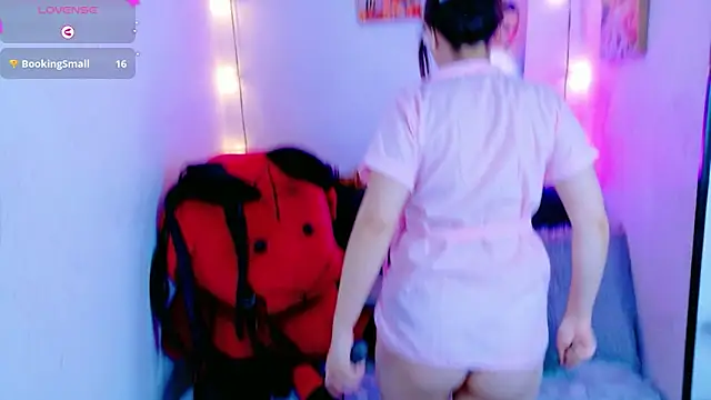 Snapshot of MiaVelvetDoll chatting on November 3, 2:40 pm MiaVelvetDoll online show from November 3, 2:40 pm