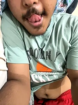 Snapshot of hamstar09 chatting on October 4, 10:35 am hamstar09 online show from October 4, 10:35 am