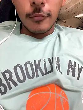 Snapshot of hamstar09 chatting on October 16, 2:18 pm hamstar09 online show from October 16, 2:18 pm