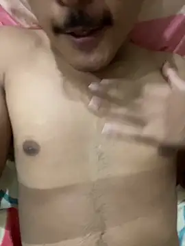 Snapshot of hamstar09 chatting on December 13, 7:53 pm hamstar09 online show from December 13, 7:53 pm