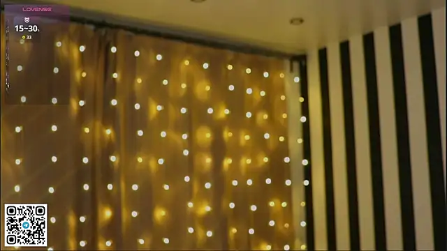 LorinaMaffitt online show from December 2, 6:14 pm