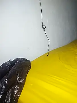 lucerocutte online show from September 14, 6:01 am