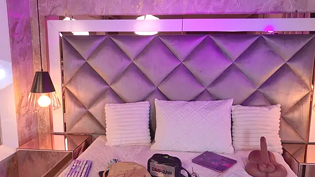 Snapshot of gemma_sm chatting on November 15, 3:15 am gemma sm online show from November 15, 3:15 am