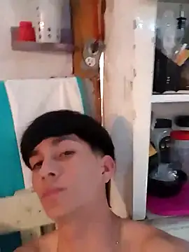 LUISSLEONN0958 online show from September 11, 10:10 pm