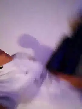 LUISSLEONN0958 online show from November 9, 5:06 am