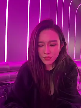 Snapshot of Manson13333 chatting on November 21, 2:27 pm Manson13333 online show from November 21, 2:27 pm