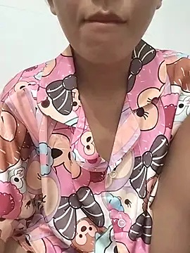 Snapshot of Sexyladzy chatting on September 18, 1:46 pm Sexyladzy online show from September 18, 1:46 pm