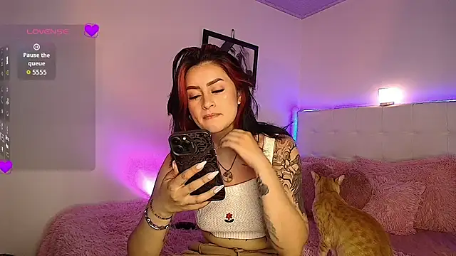 Snapshot of arye_lle chatting on December 15, 11:53 pm arye lle online show from December 15, 11:53 pm