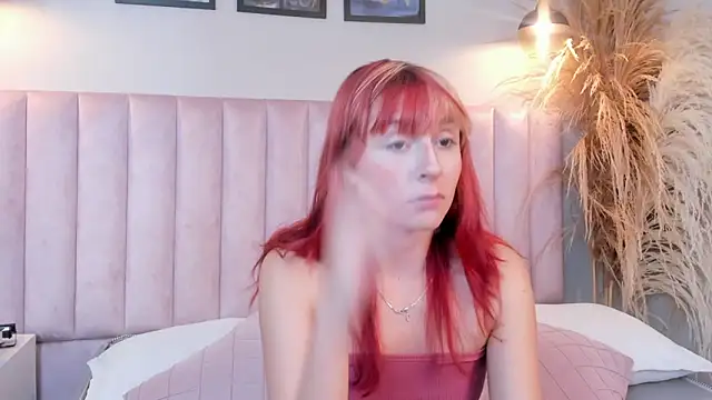 dafnne hall online show from October 11, 8:29 pm