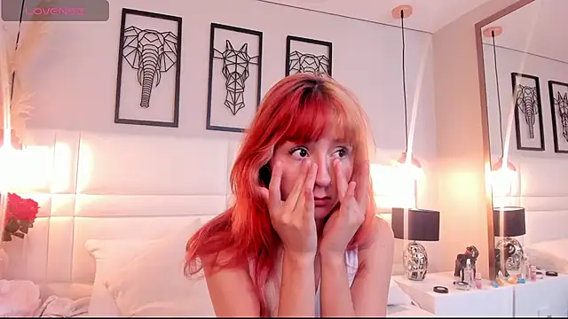 dafnne hall online show from October 19, 12:28 pm