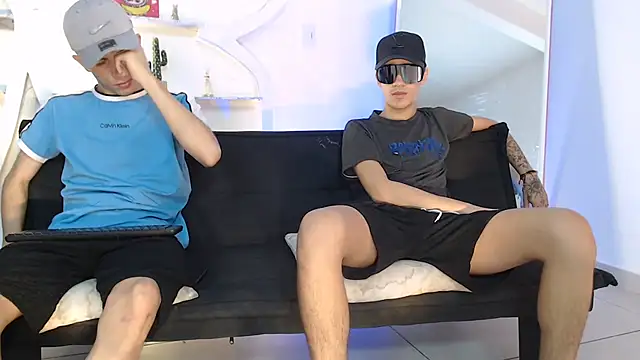 THREE GUYS HOT online show from October 27, 7:18 pm