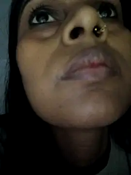 hotshreya69 online show from November 4, 5:45 pm