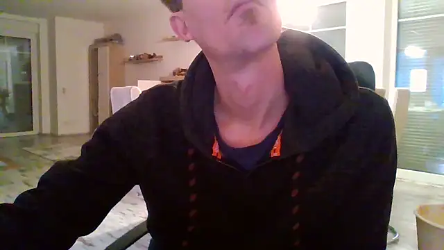 Snapshot of Trockenbau chatting on November 21, 1:43 pm Trockenbau online show from November 21, 1:43 pm