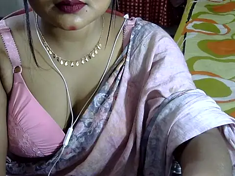 Snapshot of Nusrat_Faria07 chatting on October 14, 12:50 pm Nusrat Faria07 online show from October 14, 12:50 pm