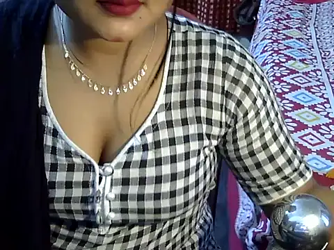 Snapshot of Nusrat_Faria07 chatting on October 21, 2:56 am Nusrat Faria07 online show from October 21, 2:56 am