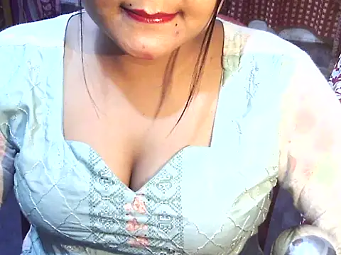 Snapshot of Nusrat_Faria07 chatting on November 23, 5:02 pm Nusrat Faria07 online show from November 23, 5:02 pm