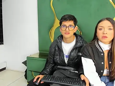 Noa Arez online show from October 7, 5:04 am