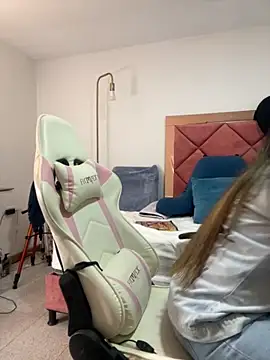 emma hot2006 online show from October 17, 3:36 pm