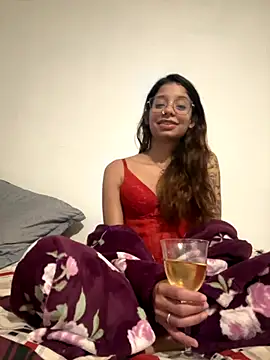 FadaPerigosa online show from September 13, 4:01 am