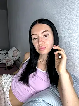 Snapshot of karrr__aaa chatting on September 23, 8:12 pm karrr aaa online show from September 23, 8:12 pm