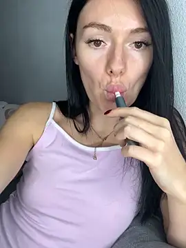 Snapshot of karrr__aaa chatting on October 5, 5:33 pm karrr aaa online show from October 5, 5:33 pm