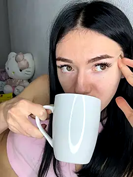 Snapshot of karrr__aaa chatting on October 10, 7:35 pm karrr aaa online show from October 10, 7:35 pm