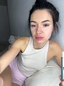 Snapshot of karrr__aaa chatting on October 12, 7:46 pm karrr aaa online show from October 12, 7:46 pm