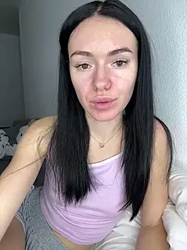 Snapshot of karrr__aaa chatting on November 10, 1:21 pm karrr aaa online show from November 10, 1:21 pm