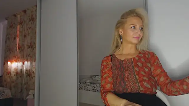 Snapshot of merlyn4 chatting on March 14, 3:14 pm merlyn4 online show from March 14, 3:14 pm