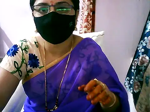 Snapshot of jannu6482 chatting on September 19, 1:34 pm jannu6482 online show from September 19, 1:34 pm