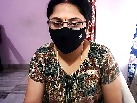 Snapshot of jannu6482 chatting on September 20, 8:48 am jannu6482 online show from September 20, 8:48 am