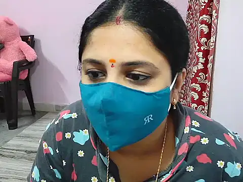 Snapshot of jannu6482 chatting on October 12, 6:12 am jannu6482 online show from October 12, 6:12 am