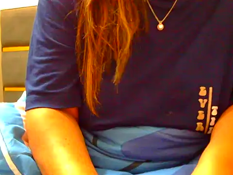 mayalove890 online show from November 4, 8:30 pm