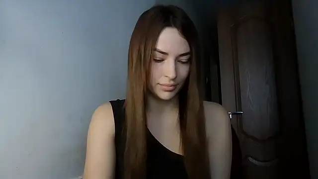 MandiBrooks online show from November 3, 10:49 am