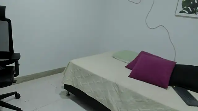 Cherrydollxx online show from November 11, 11:43 am