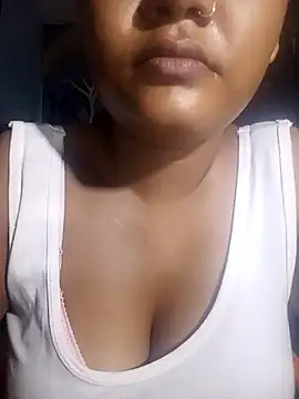 Snapshot of Beauty_Alexa chatting on October 13, 7:30 am Beauty Alexa online show from October 13, 7:30 am