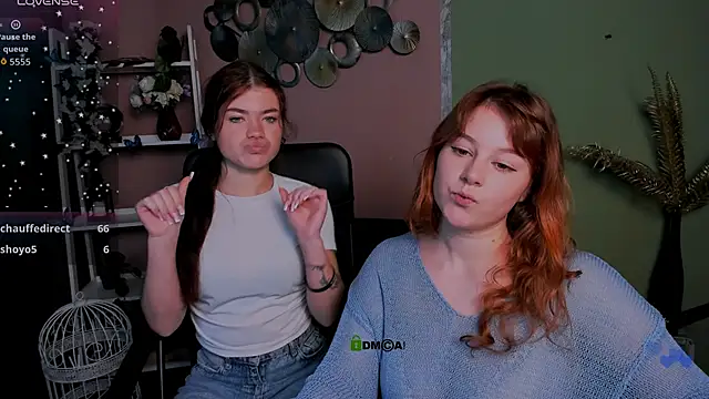 Snapshot of lola_sun12 chatting on November 13, 3:11 pm lola sun12 online show from November 13, 3:11 pm