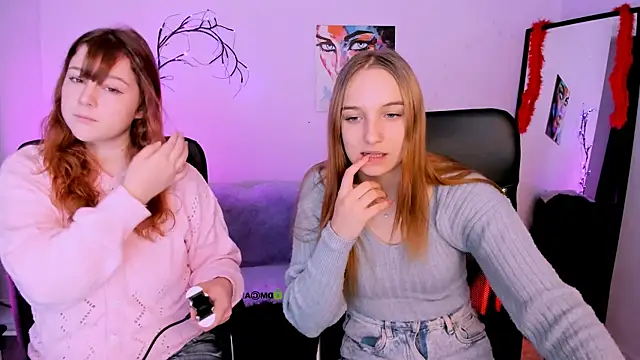 Snapshot of lola_sun12 chatting on November 23, 10:15 am lola sun12 online show from November 23, 10:15 am