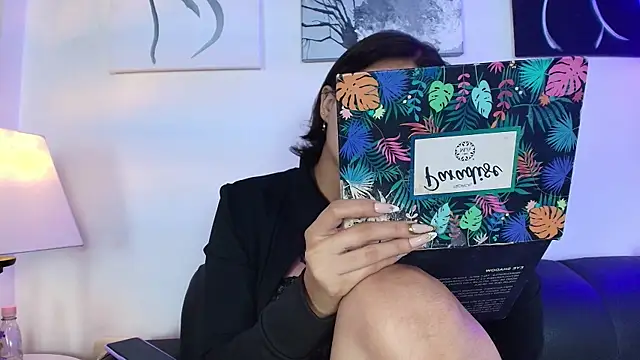 Zoe wang online show from September 17, 3:19 am