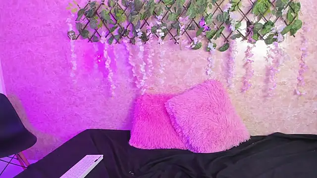 ImEmily444 online show from October 10, 4:55 am