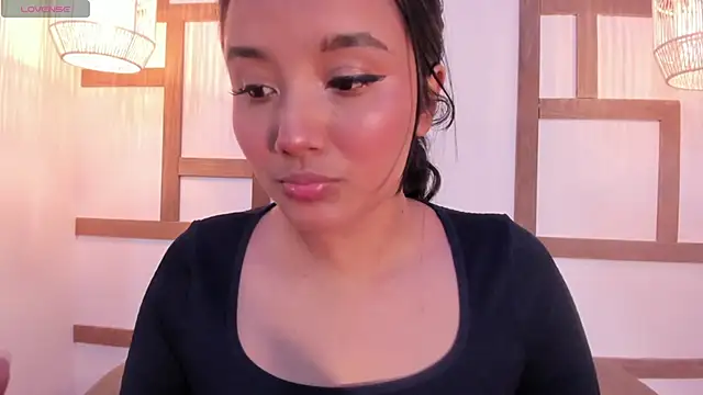 HannahMontgomery online show from September 12, 4:18 pm