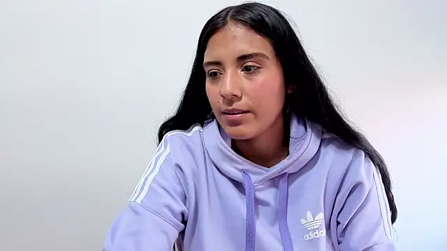 EmilyGala online show from November 25, 8:09 pm