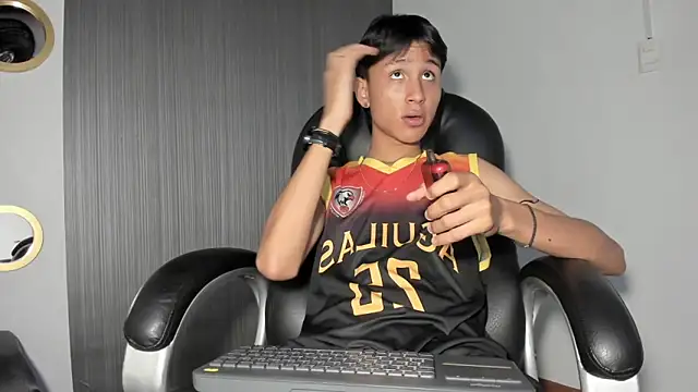 Daddy Darcks online show from September 19, 9:15 pm