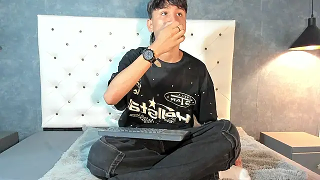 Daddy Darcks online show from October 21, 8:09 pm