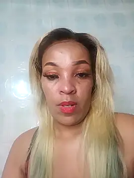 Eroticdollxx3 online show from October 16, 10:22 pm