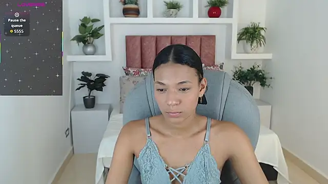 SarayVega  online show from November 14, 7:34 pm