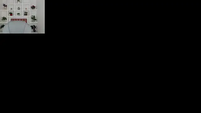 SarayVega  online show from November 29, 1:14 pm