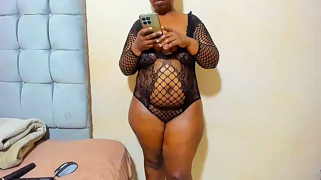 curveAss222 online show from September 14, 11:15 pm