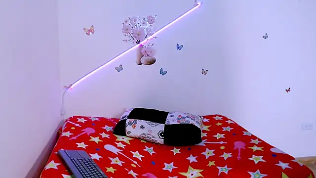 angelyxs online show from October 15, 7:25 pm