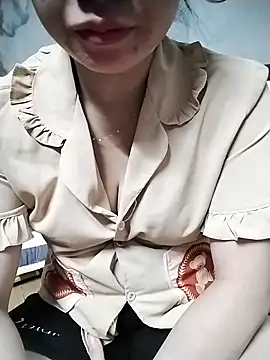 Mie rose online show from September 15, 1:11 pm